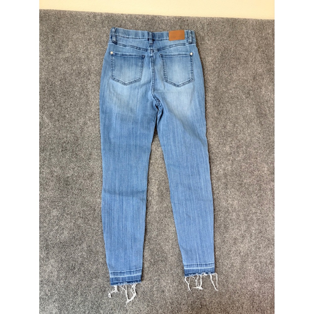 Judy Blue Skinny Fit Jeans Light Wash Raw Released Hem Pull On Size 9/29 - Picture 3 of 9